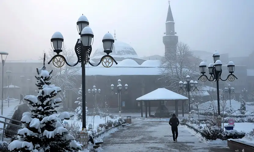 Soğuk doğuda ılık hava Bodrum'da