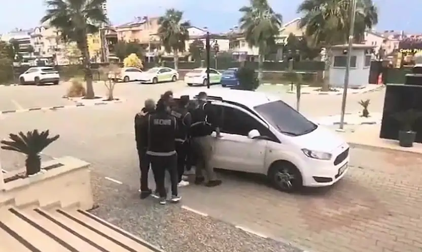 Telefon dolandırıcılığı operasyonu: 3 şüpheli tutuklandı