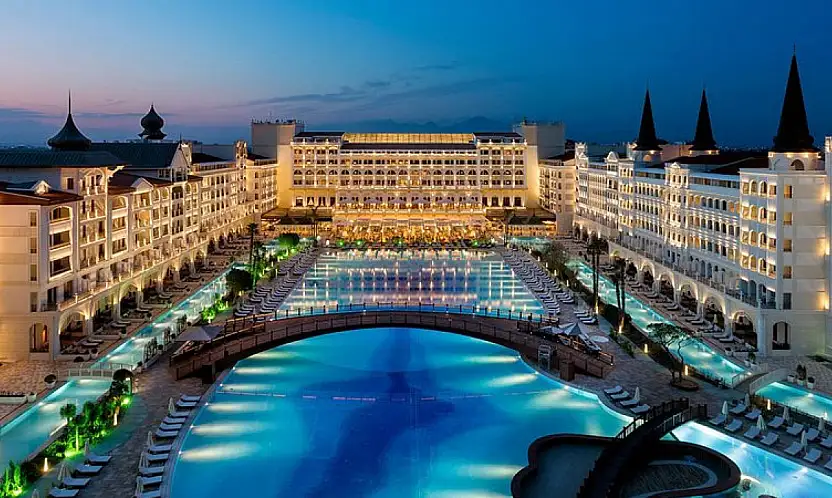 Titanic hotels'ten dikkat çeken karar