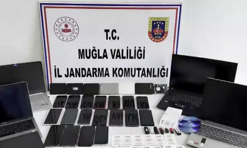 Üç ilde dolandırıcılık operasyonu 10 şüpheli tutuklandı