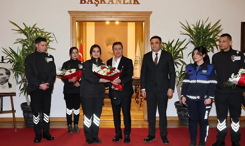 Uyuşturucuya geçit vermeyen ekibe Başkan Aras'tan ödül