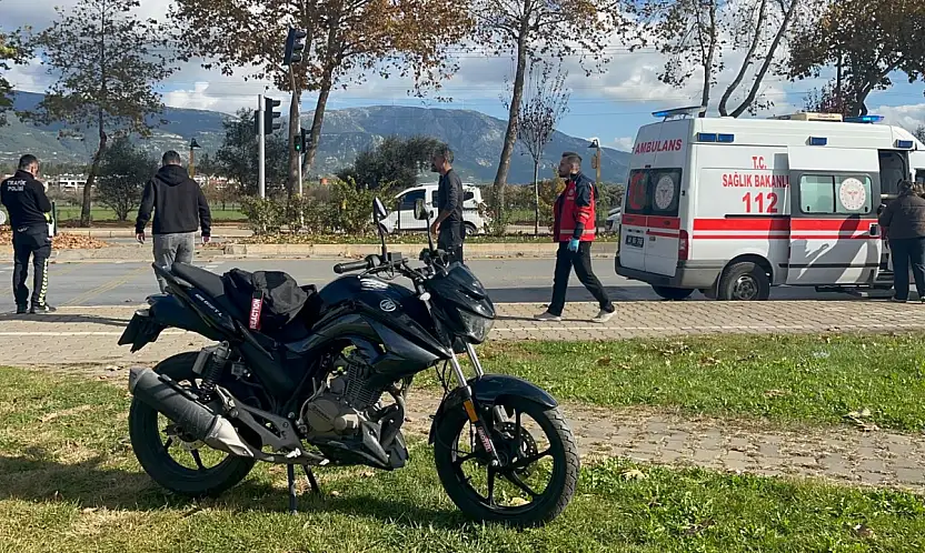 Yaya geçidinde kaza