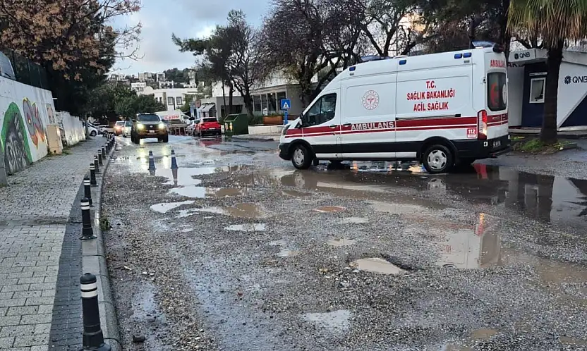 Yoldaki çukur motosiklet kazasına neden oldu